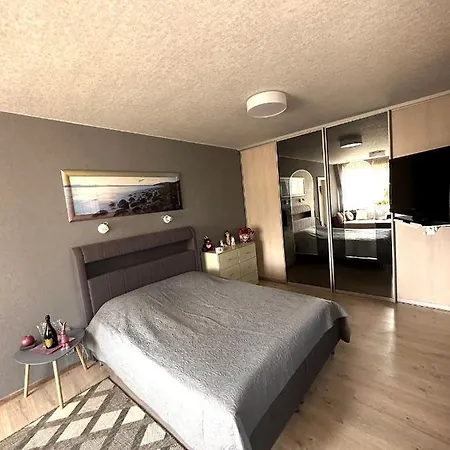 Guest house Dolphin