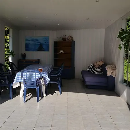 Guest house Dolphin